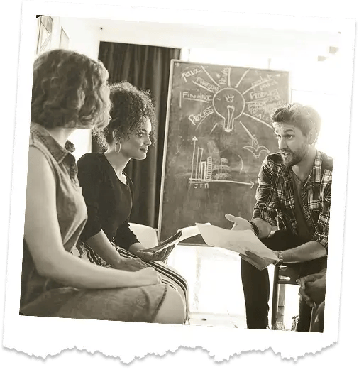 BeardedManTalkingToWomen